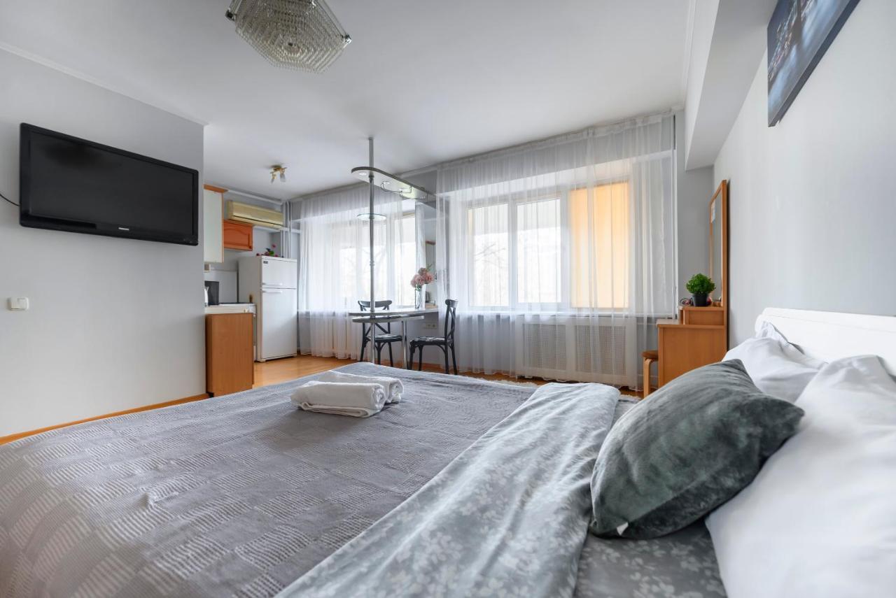 Ferienwohnung На Проспекте Ленина Almaty Exterior foto