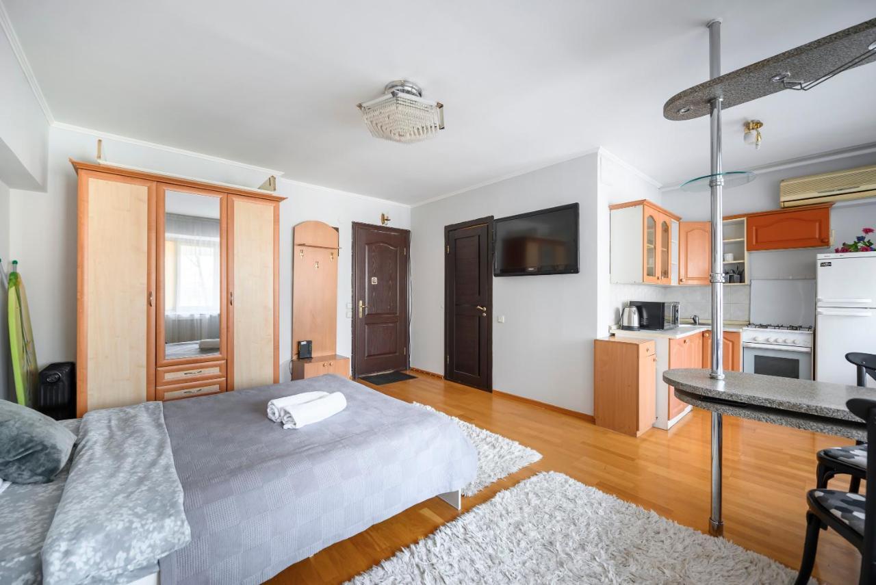 Ferienwohnung На Проспекте Ленина Almaty Exterior foto